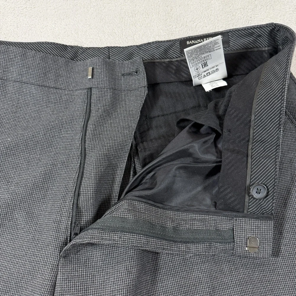 Banana Republic Non-Iron Tailored Fit Dress Pants Men's 36x34 Gray Flat Front
